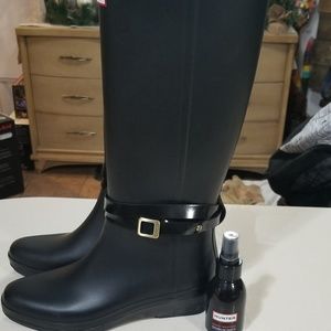 Hunter Wedge Boots
